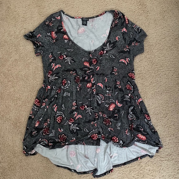torrid Tops - Torrid Elliptical Hem Button Down Tee